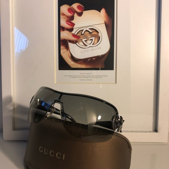 Gucci Sunglasses - Picture 5 of 11